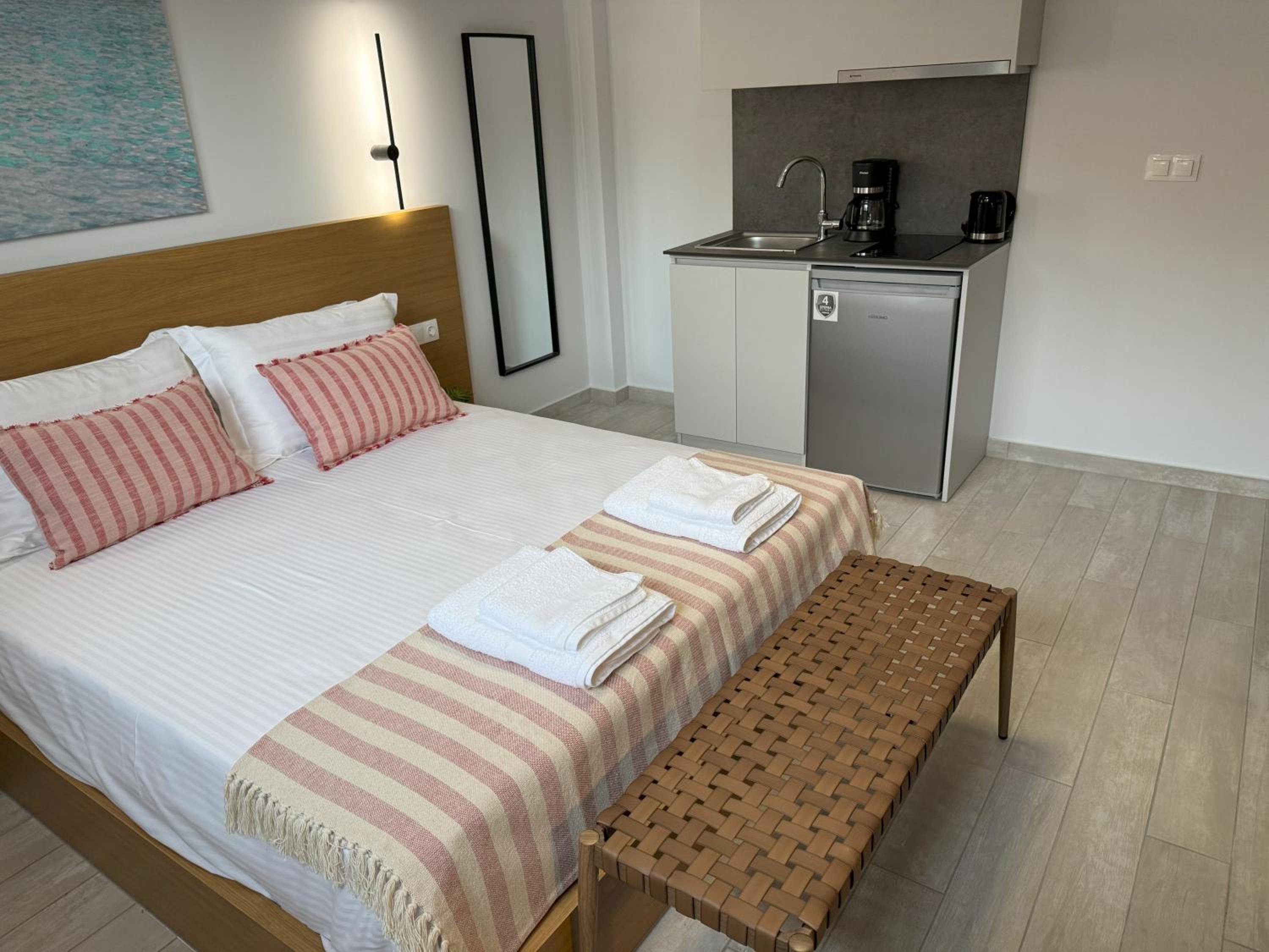 Acra Melia