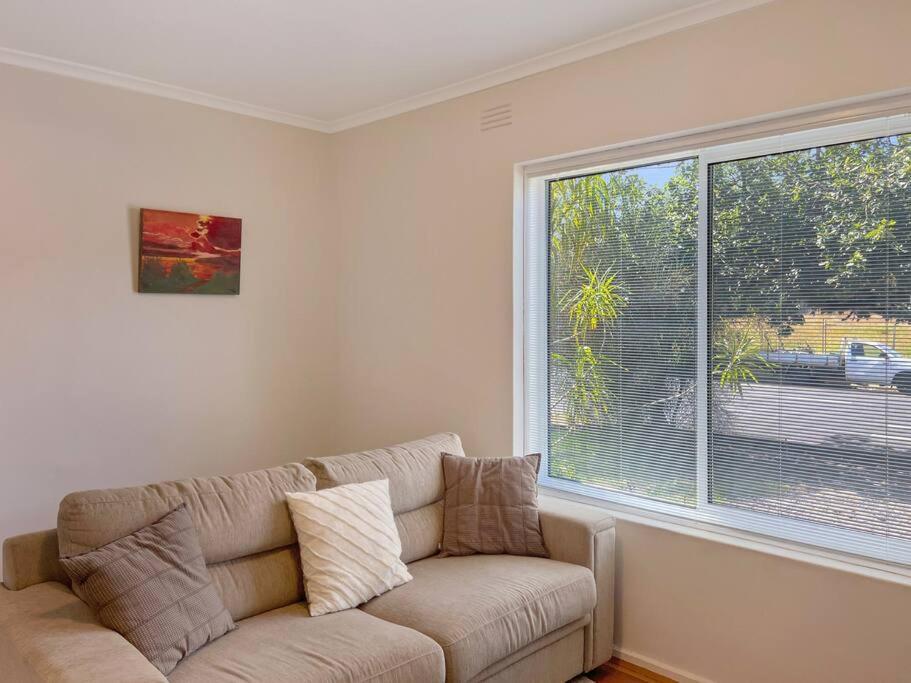 Ground floor one bedroom apartment in Elsternwick