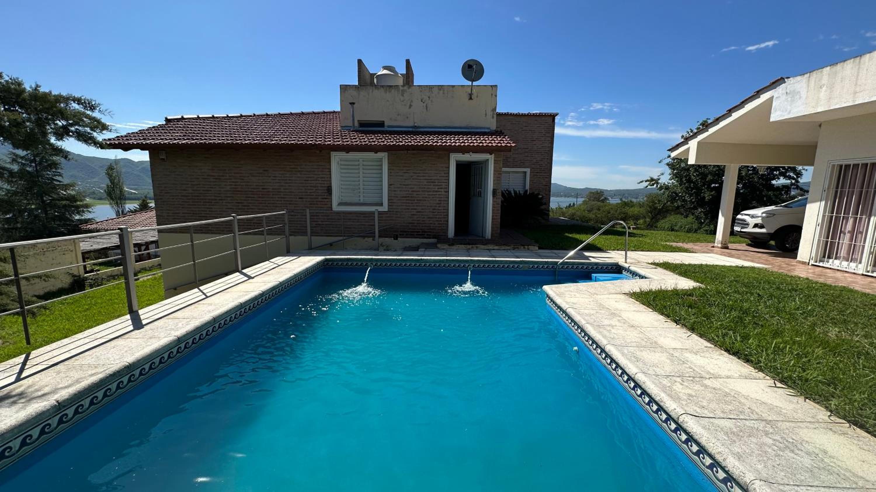 Casa vista panorámica al lago