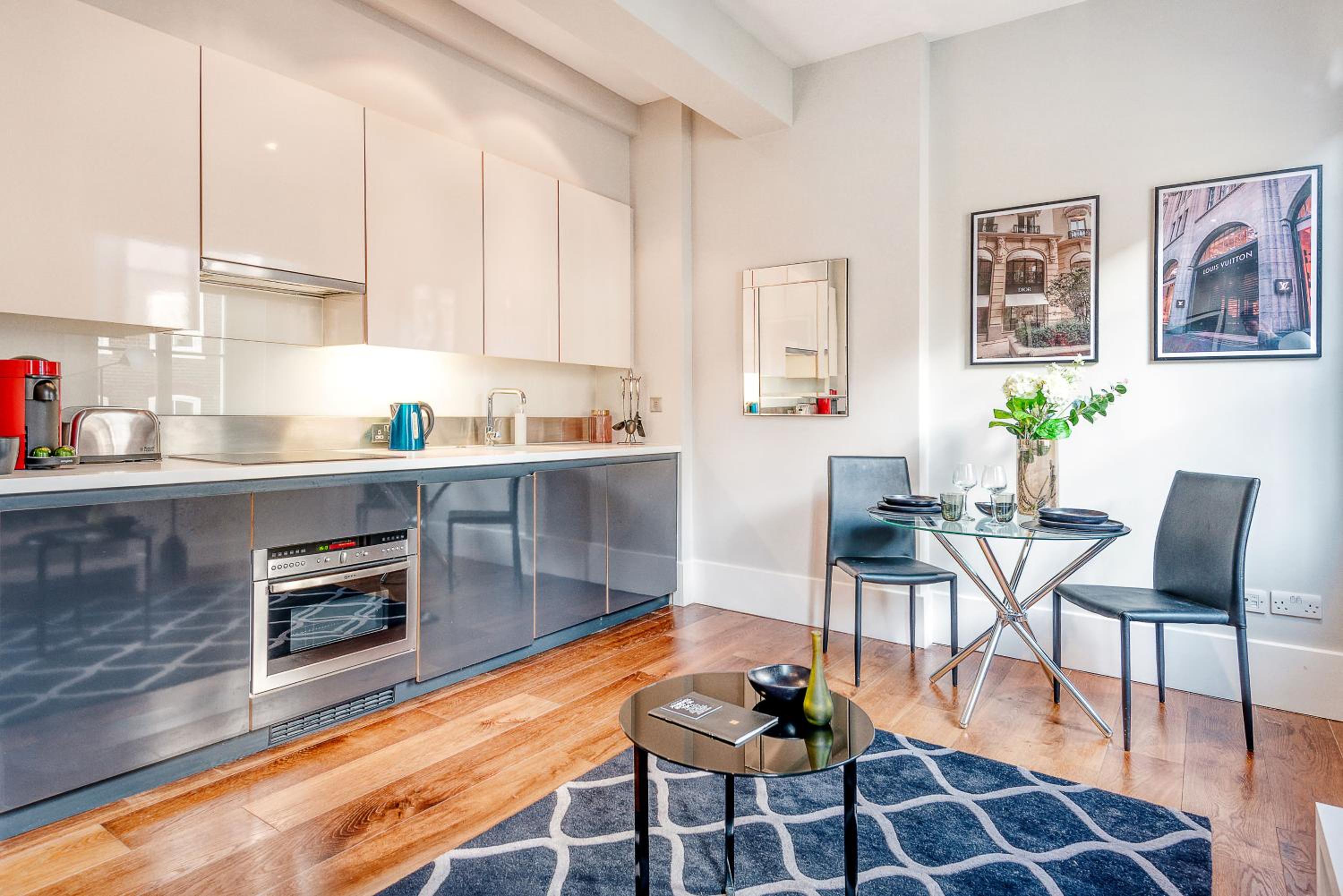 Arcore Premium Apartments: Mayfair
