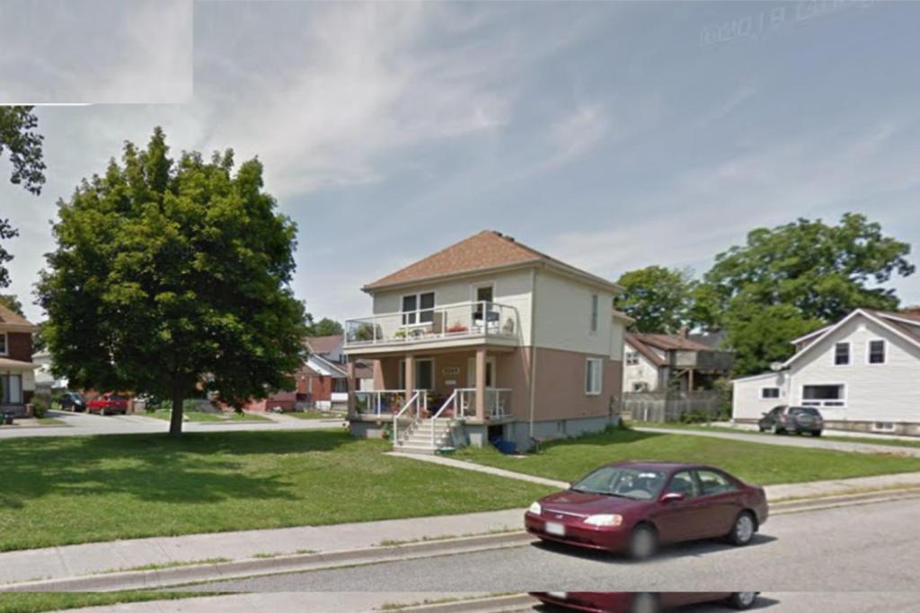 Peaceful Residence on Palmer Ave - Close to the Falls
