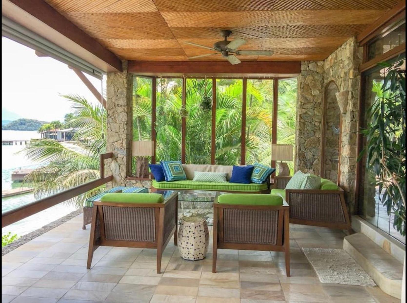 House beach private paradise