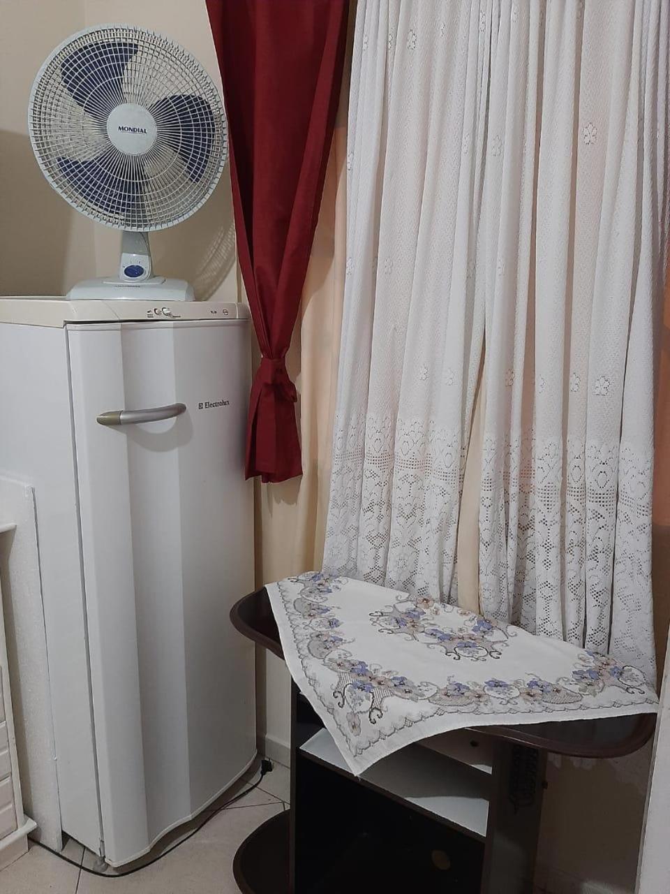 Confortável quarto em Matinhos