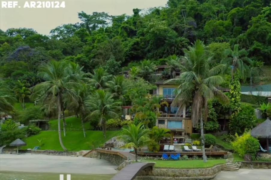 House beach private paradise