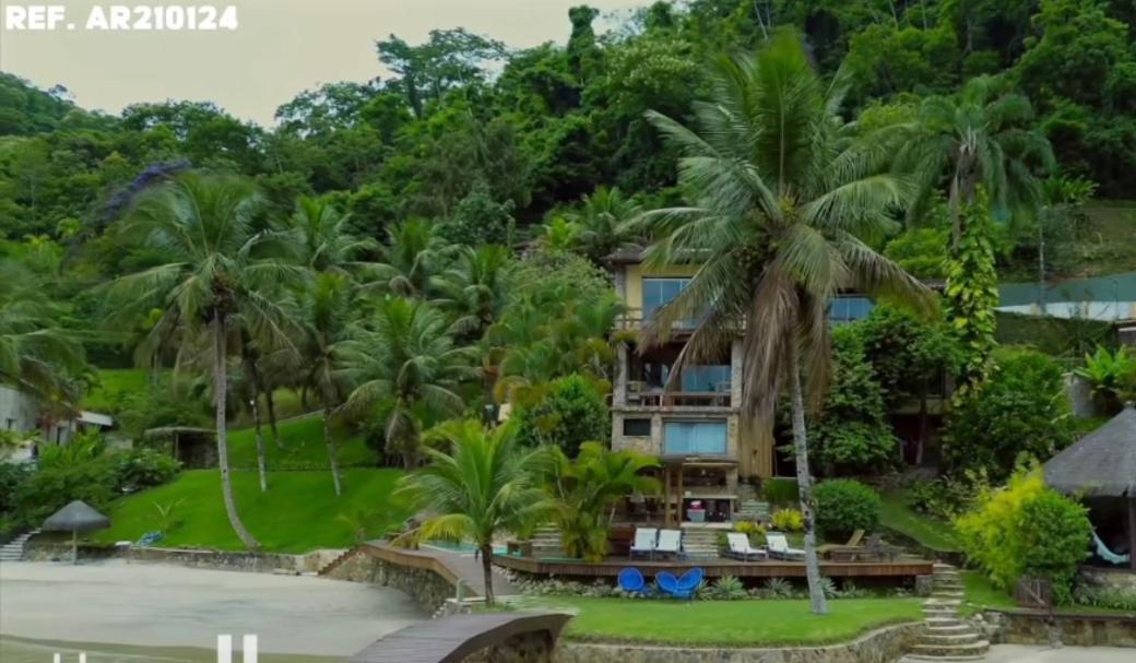 House beach private paradise