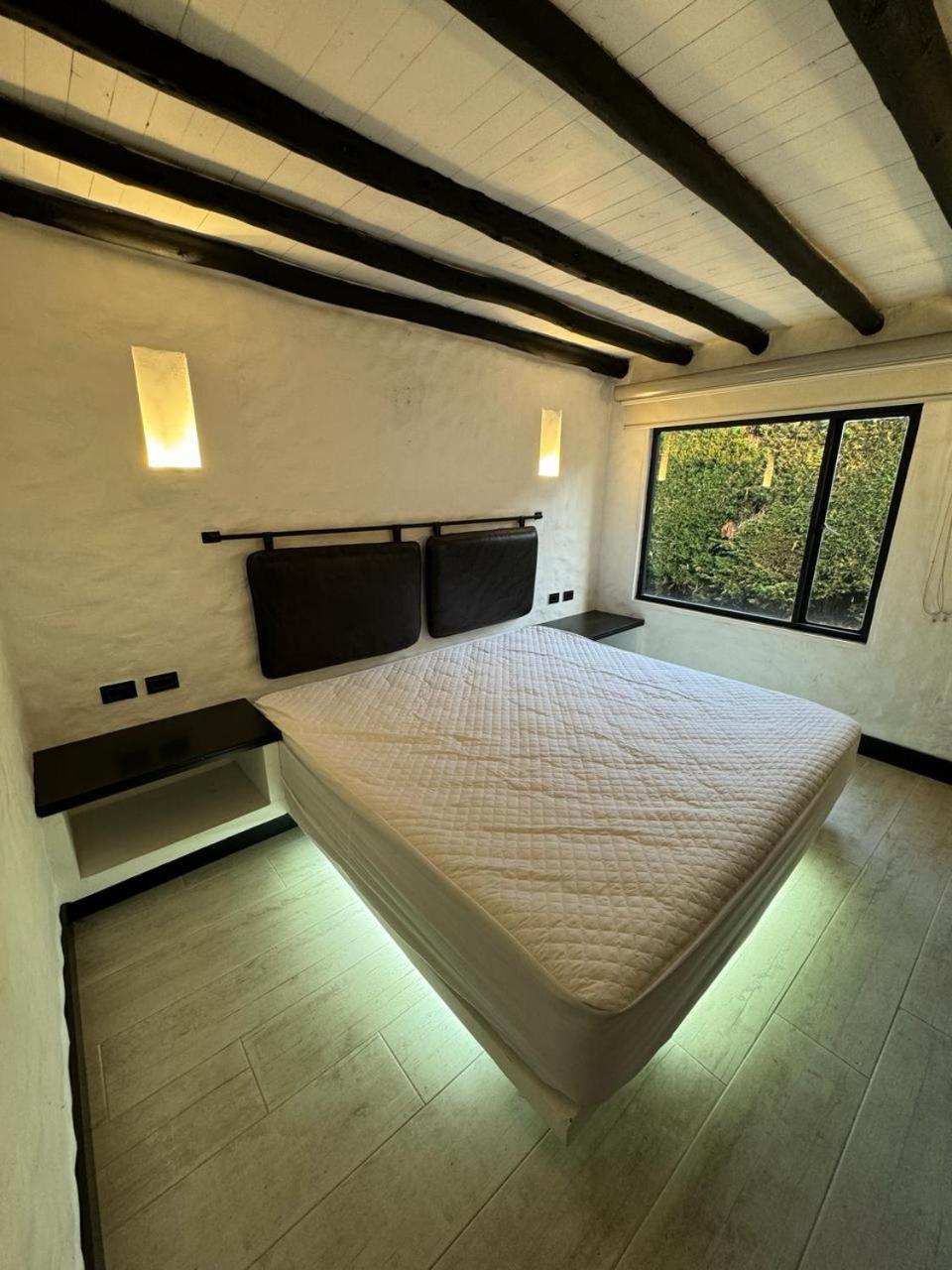 Luxury Finca el Ensueño, casa entera, con Sauna, Jacuzzi, BBQ y Caballos