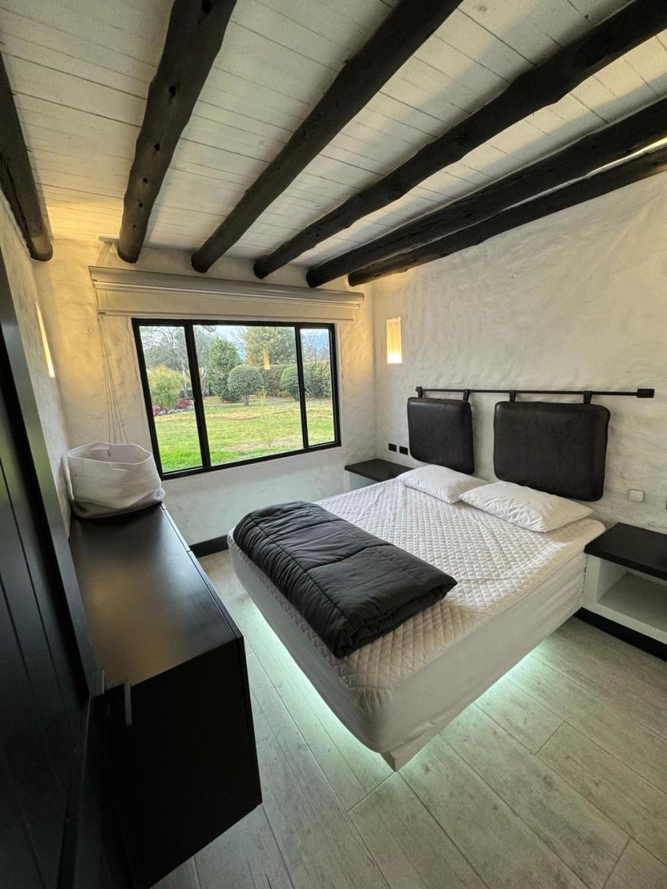 Luxury Finca el Ensueño, casa entera, con Sauna, Jacuzzi, BBQ y Caballos