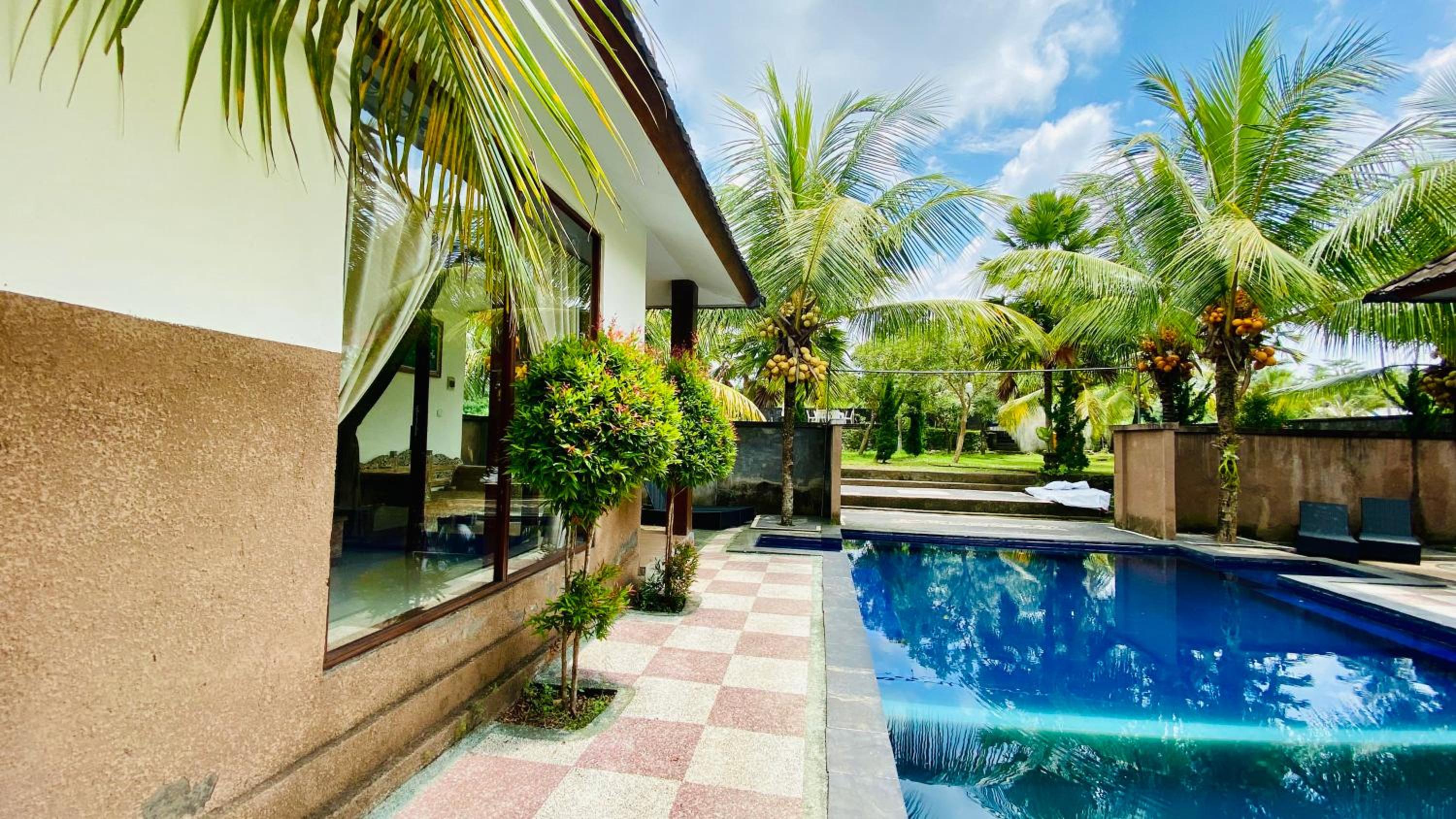 Dong Loka Guesthouse Bali