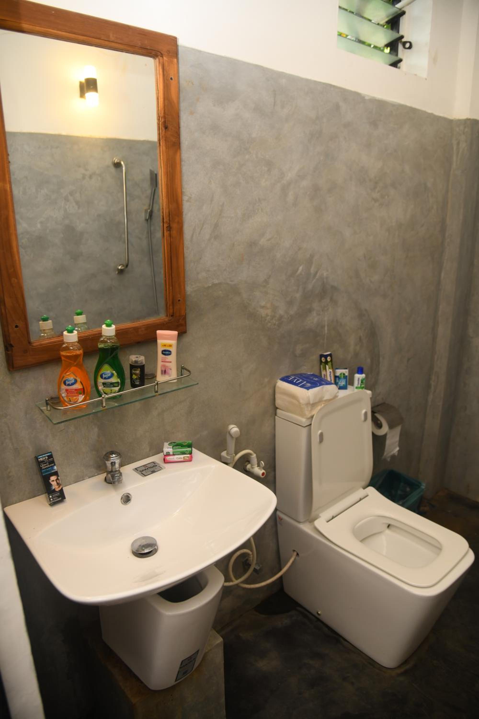 Photo 33