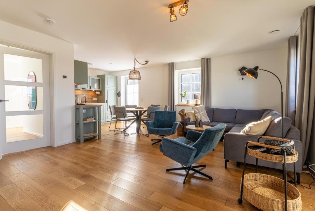 Villa Küsteneck mit Meerblick und Wellnessbereich