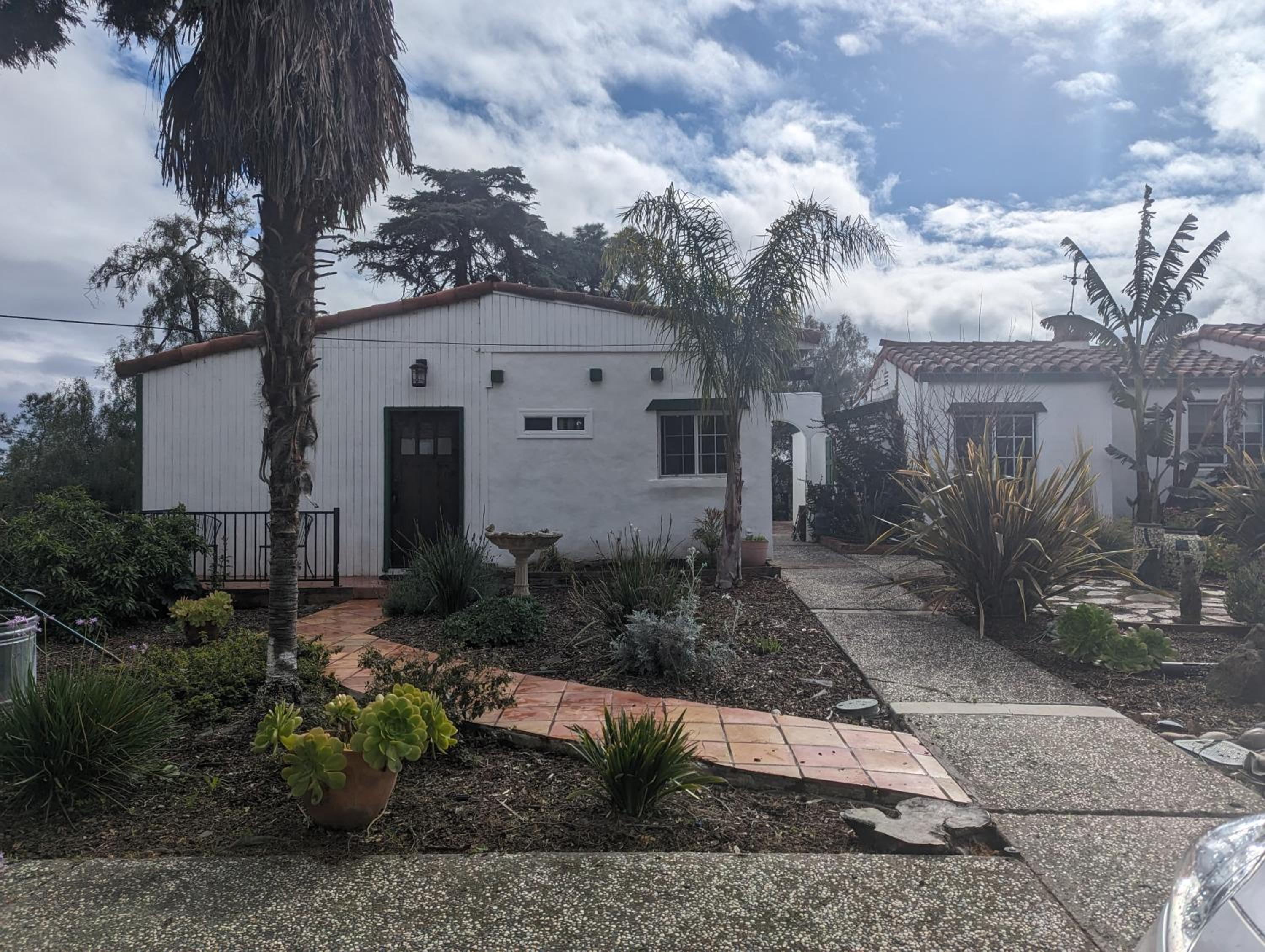 San Jose Vacations - Farm house retreat on the hills near BART - Property Image 1