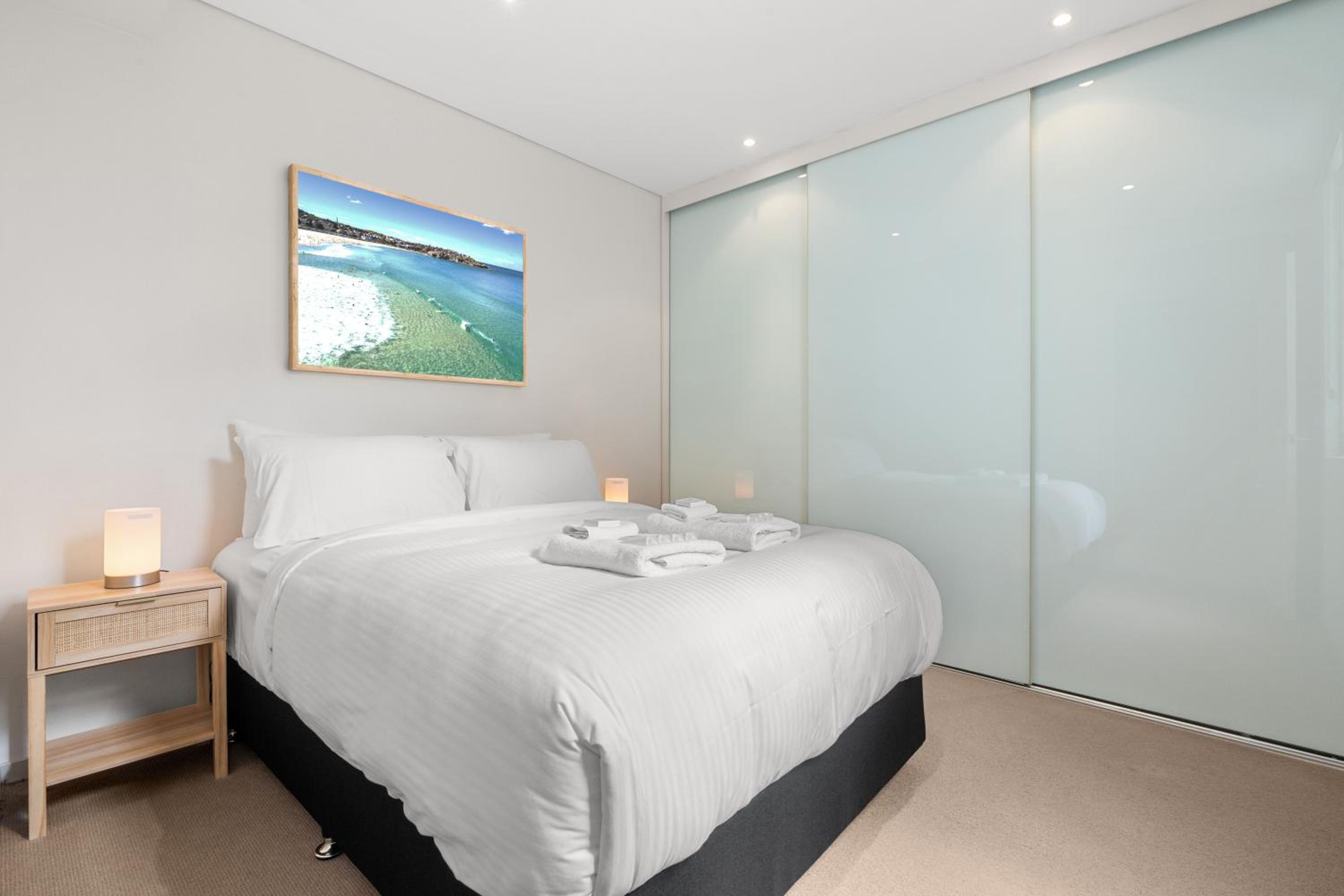 Open-Plan 2BR Unit with Parking in Prime Bondi Beach