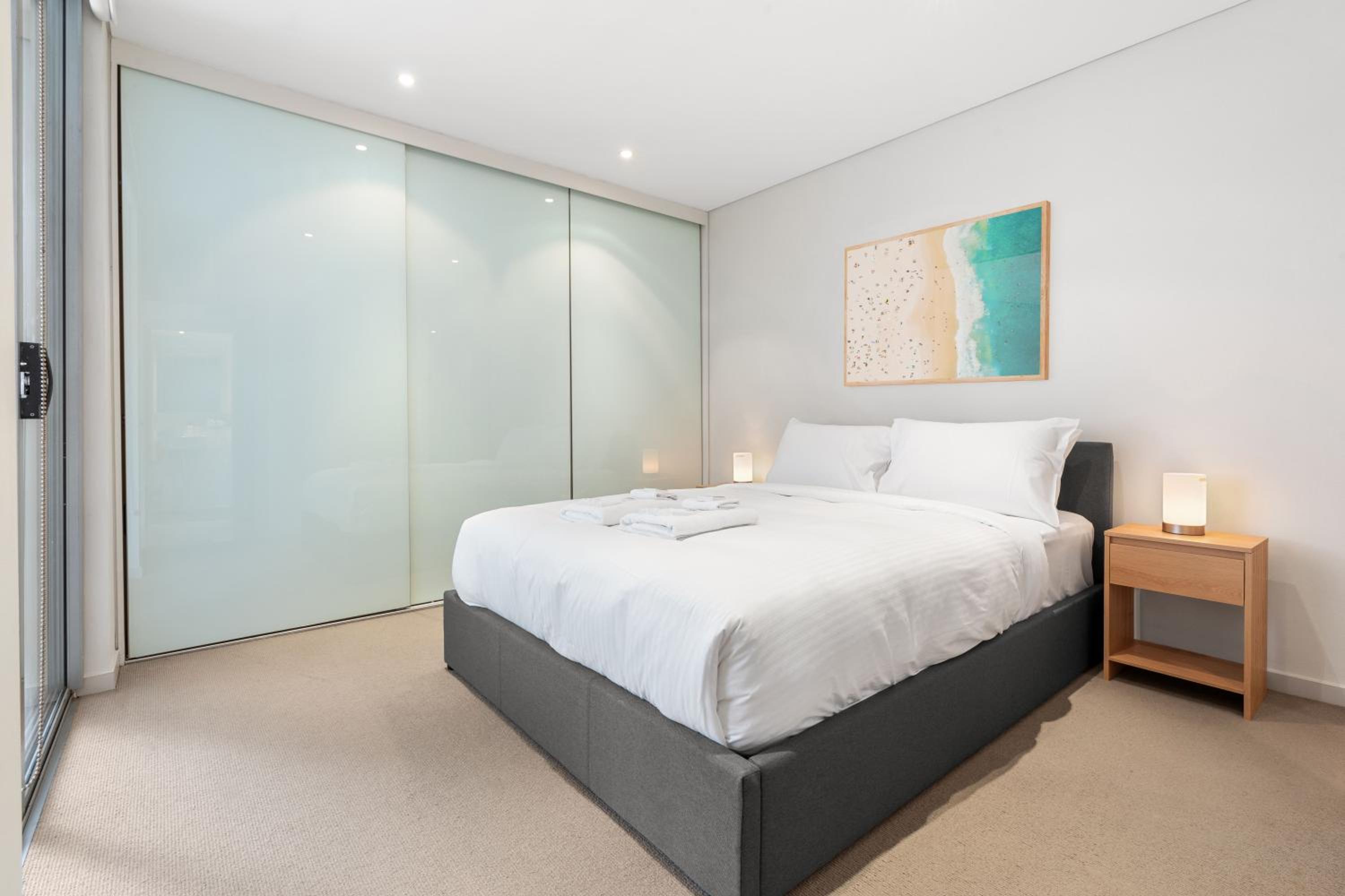 Open-Plan 2BR Unit with Parking in Prime Bondi Beach