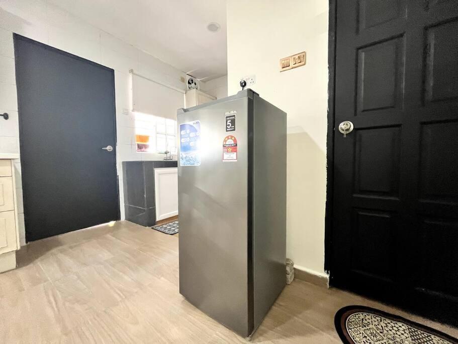 Modern 4BR Melawati Mall, KL EastMall, Zoo Negara, UIA IIUM