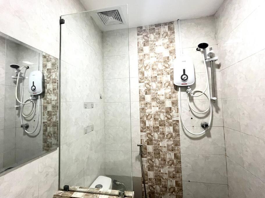 Modern 4BR Melawati Mall, KL EastMall, Zoo Negara, UIA IIUM