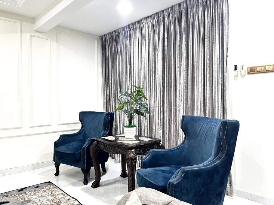 Modern 4BR Melawati Mall, KL EastMall, Zoo Negara, UIA IIUM