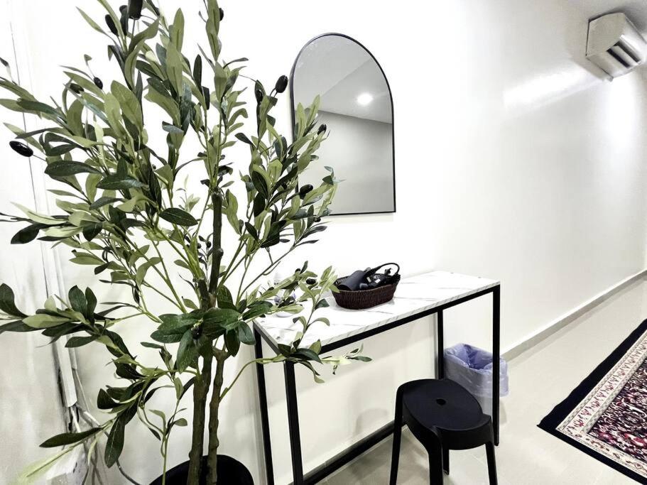 Modern 4BR Melawati Mall, KL EastMall, Zoo Negara, UIA IIUM