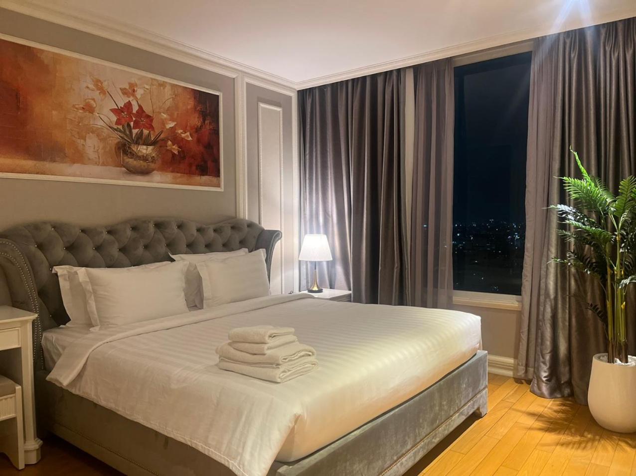 Léman Luxury Apartment District 3 HCMC