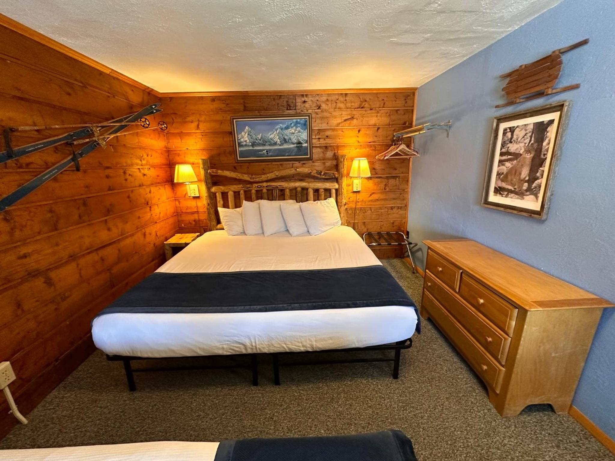 Ute Bluff Lodge, Cabins and RV park