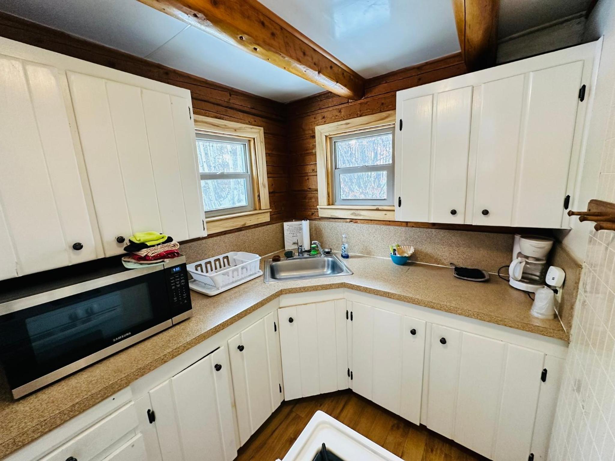 Ute Bluff Lodge, Cabins and RV park