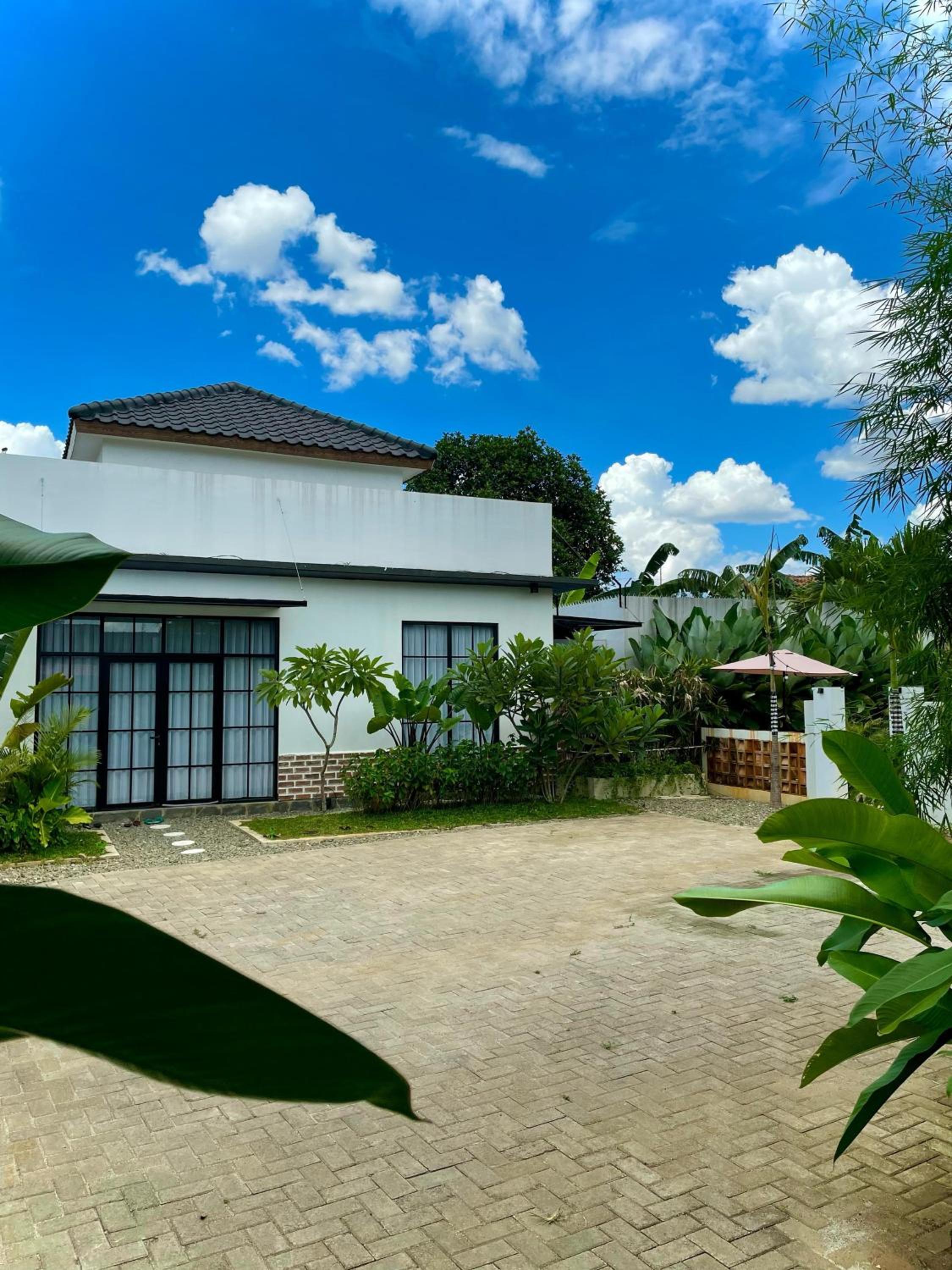 Villa Sivva Sawangan