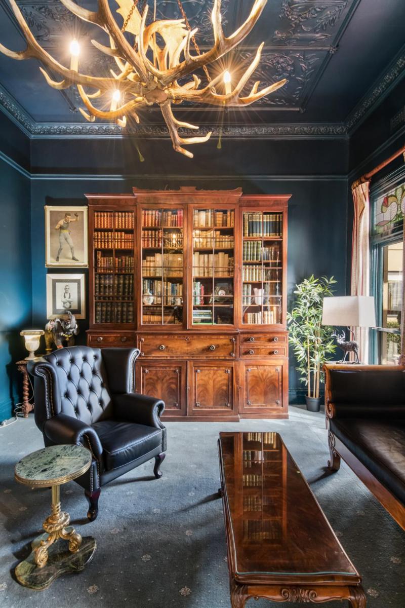 Victoria and Albert Guesthouse
