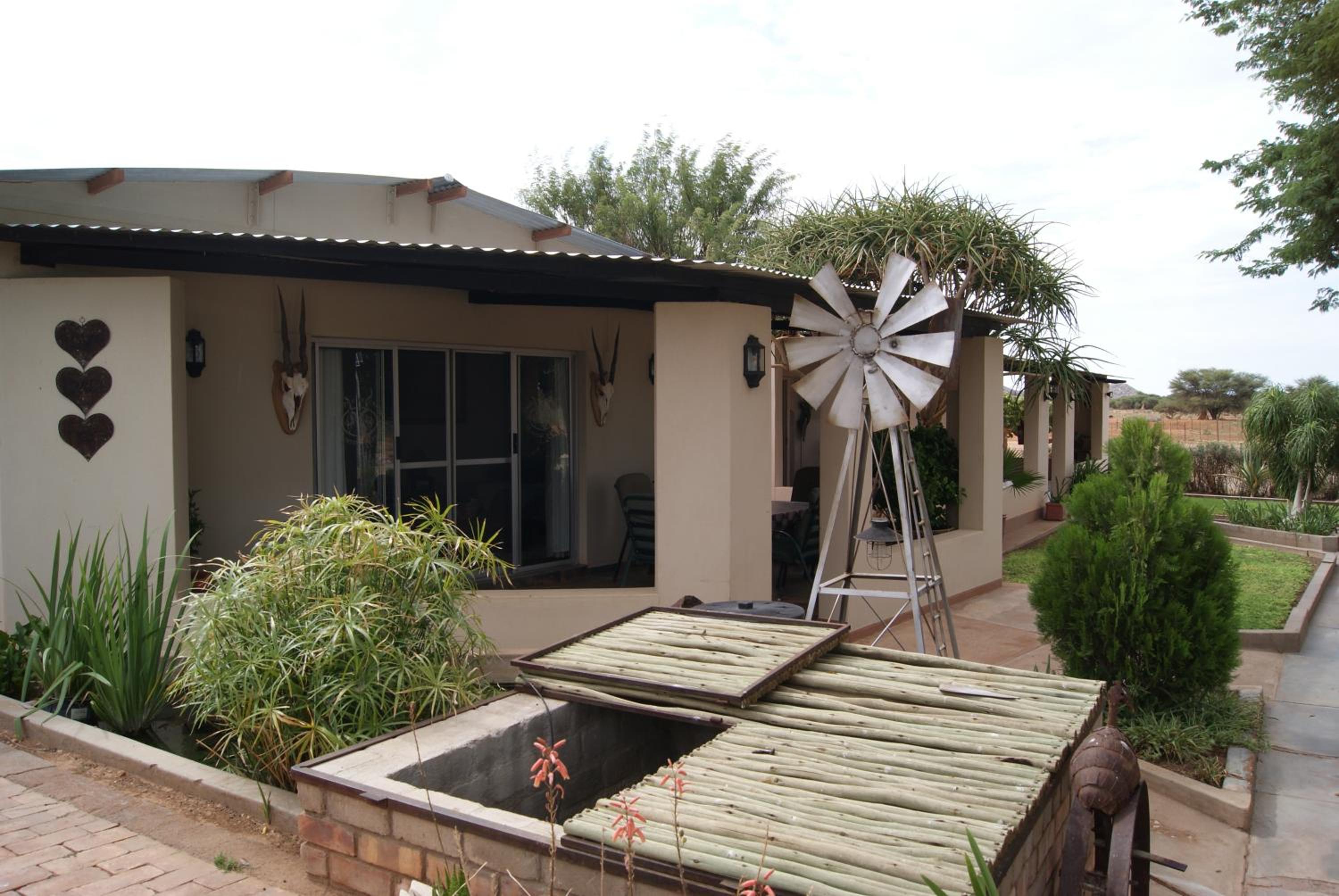 Orpheus Inn & Glamping view 2