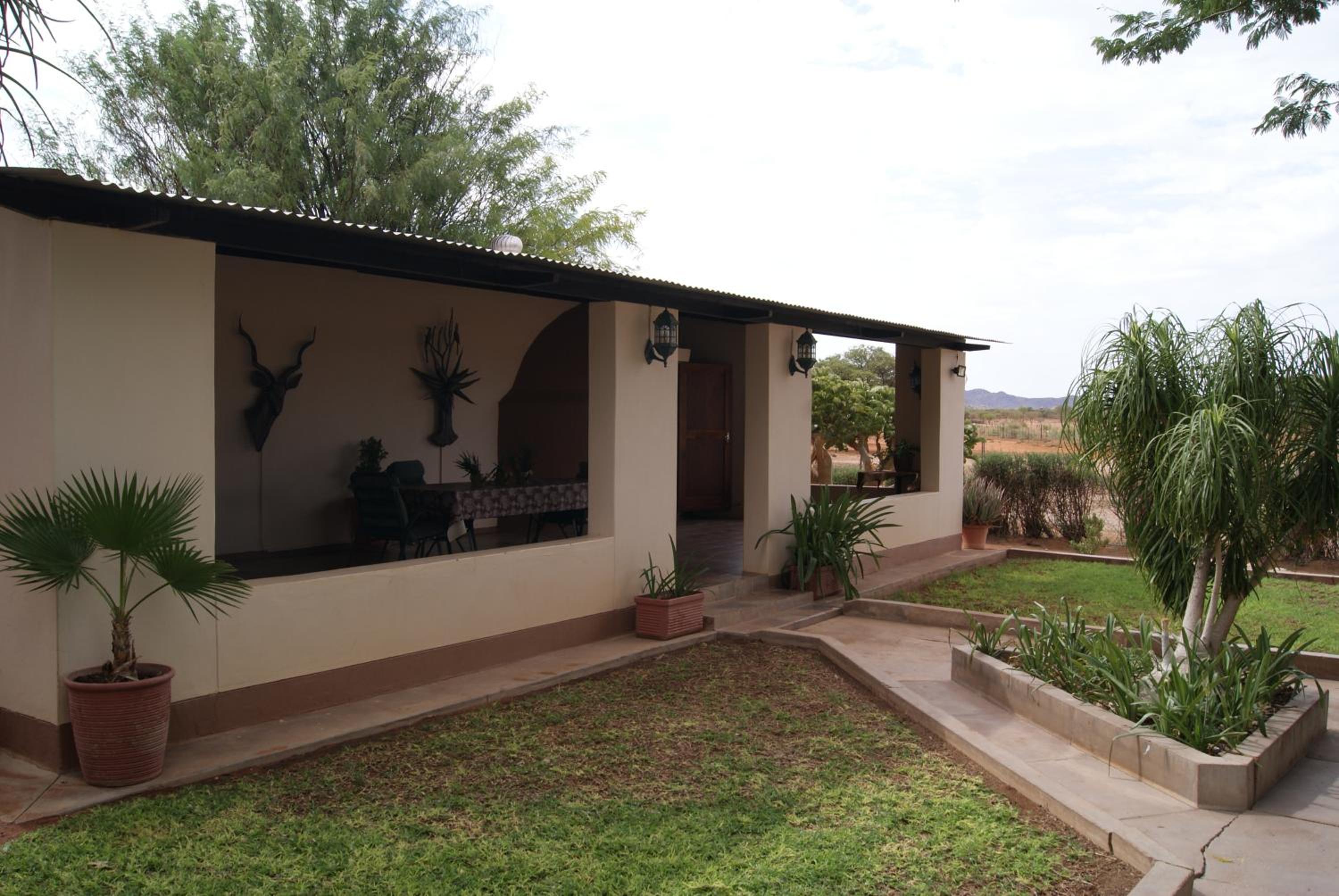 Orpheus Inn & Glamping view 5