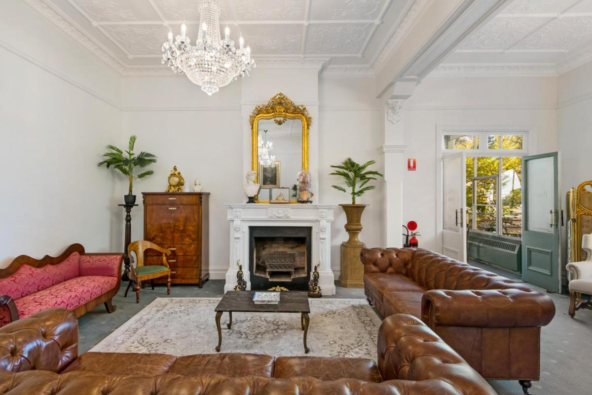 Victoria and Albert Guesthouse