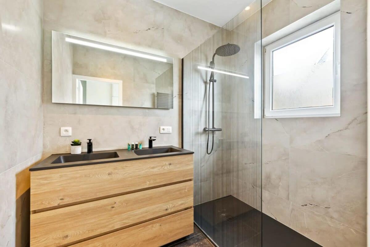 Huswell - Spacious house with 3 terraces