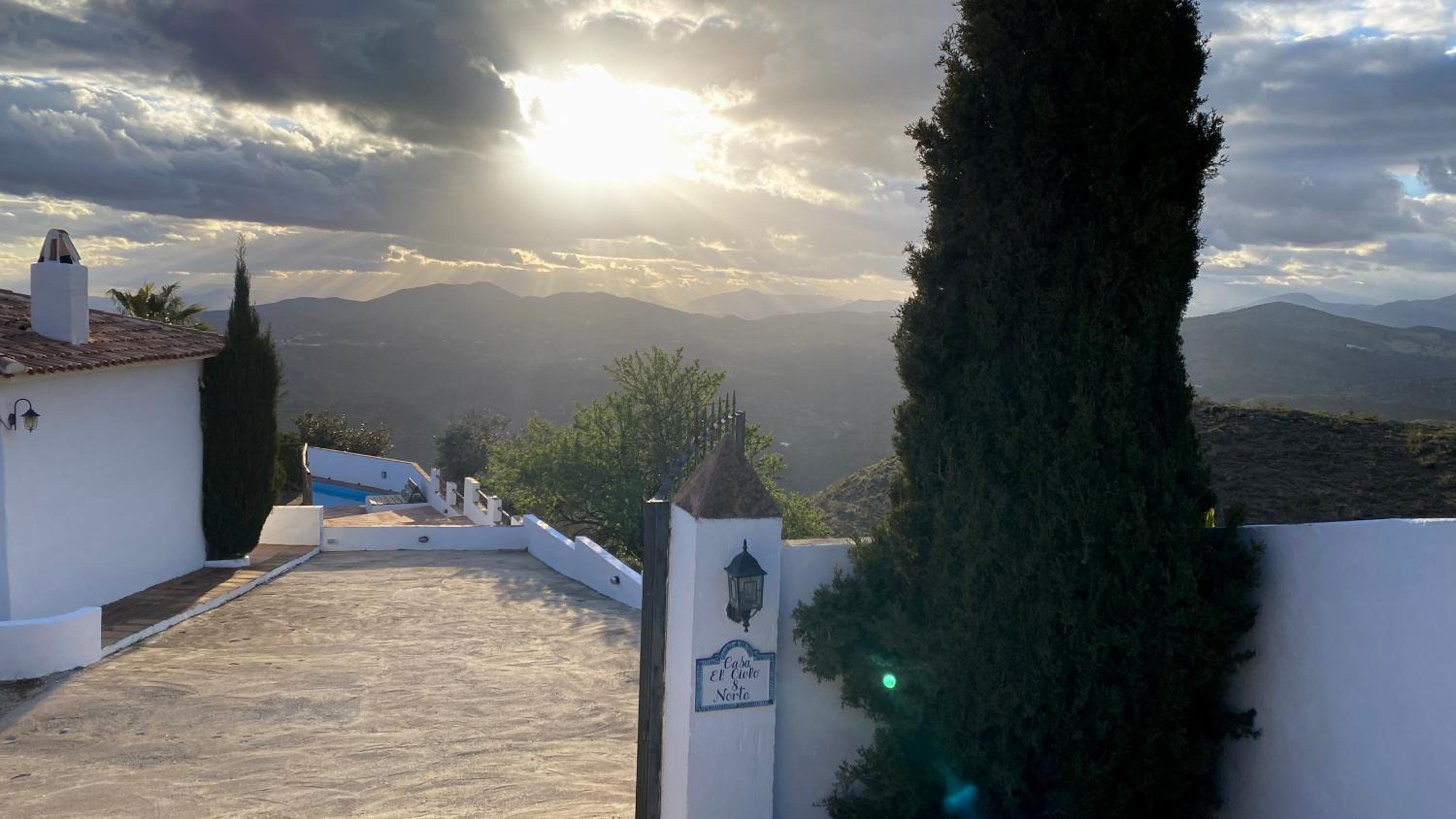 El Cielo, Cortijo en el corazón de las montañas