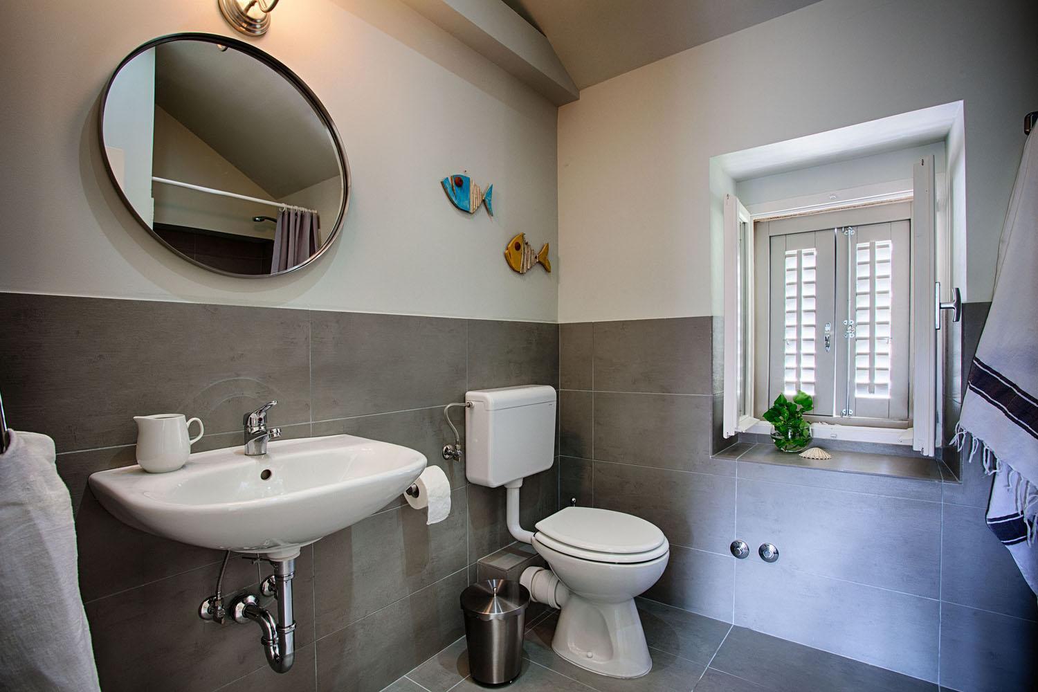 Villa Franca - with private garden, near beach view 4