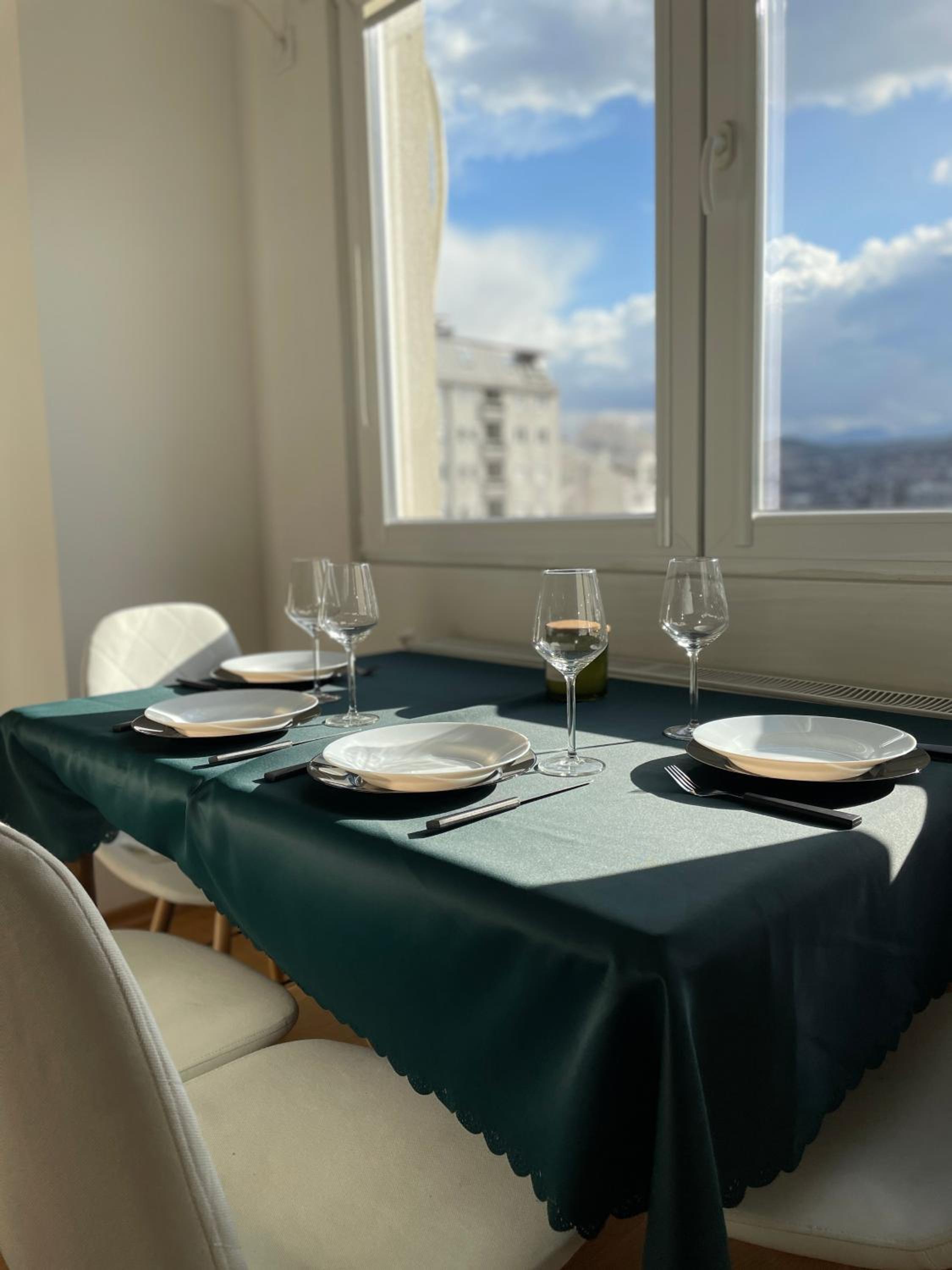 Urban Side Apartments