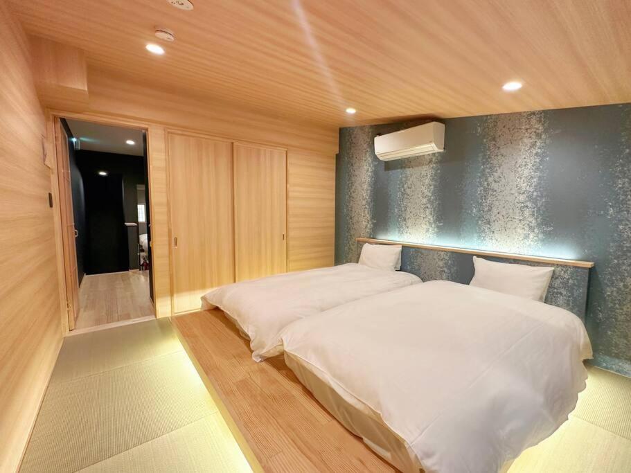 Cozy Japanese House 20 Minutes to USJ and Namba