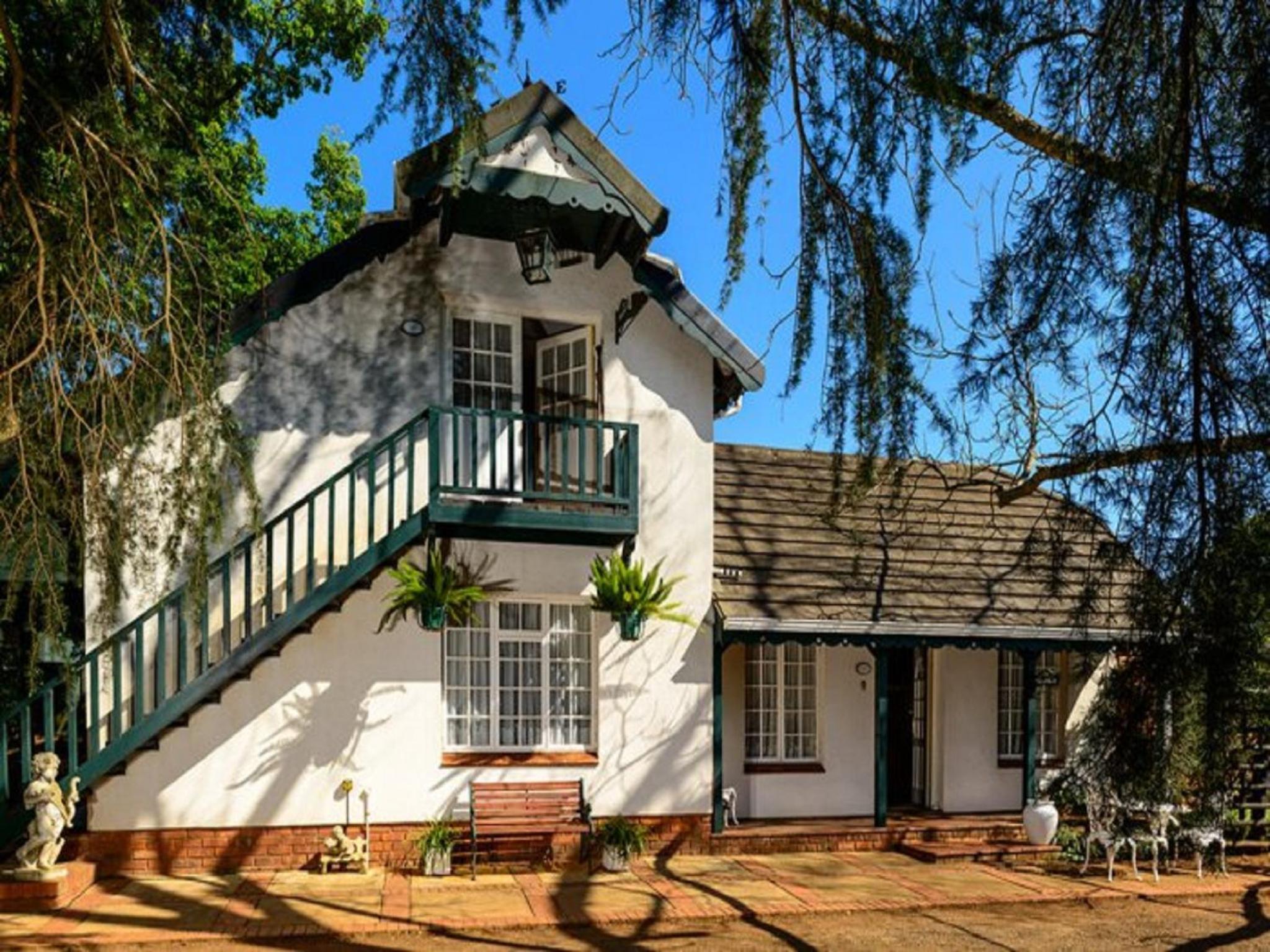 Biggy Best Boutique Hotel & Self Catering Cottages