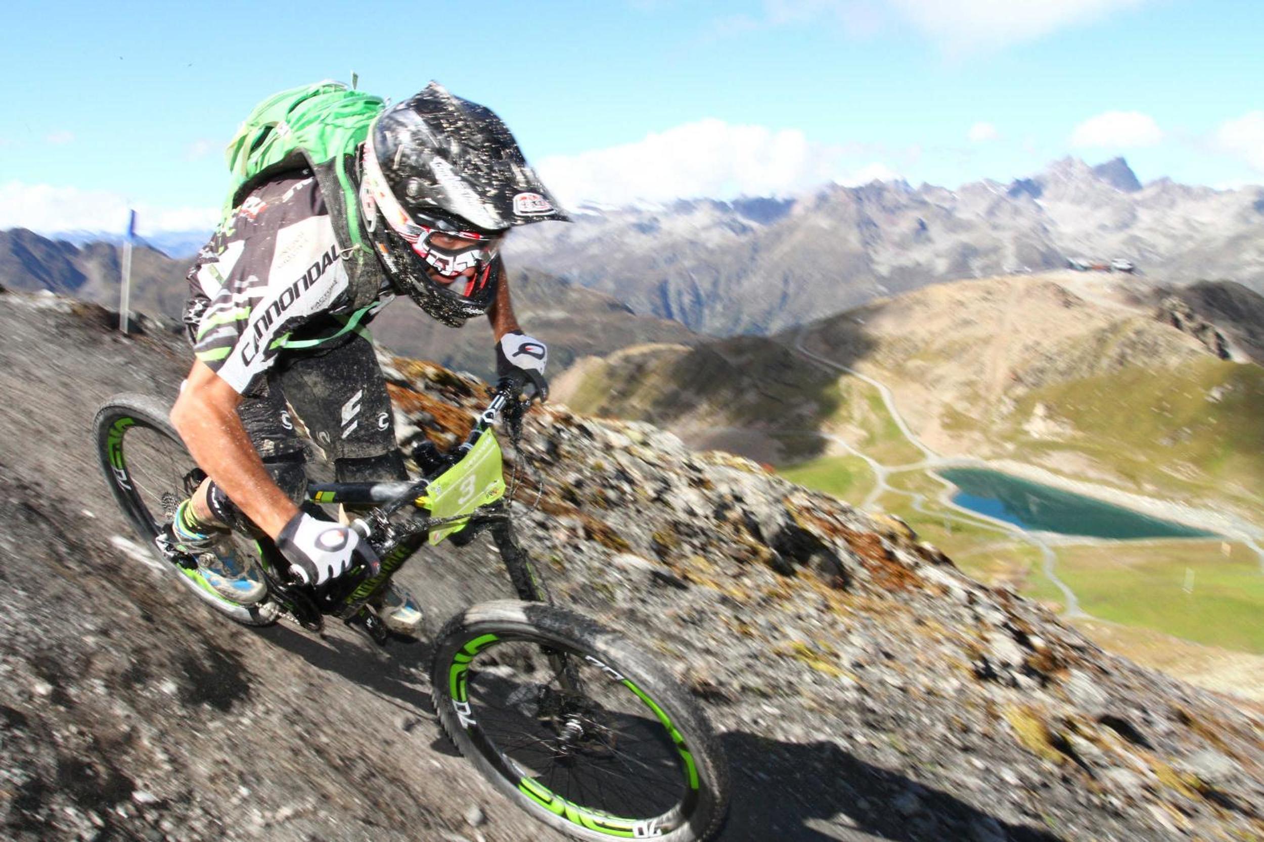 Ferienwohnen Mattle in Tirol direkt Wanderwege Bike