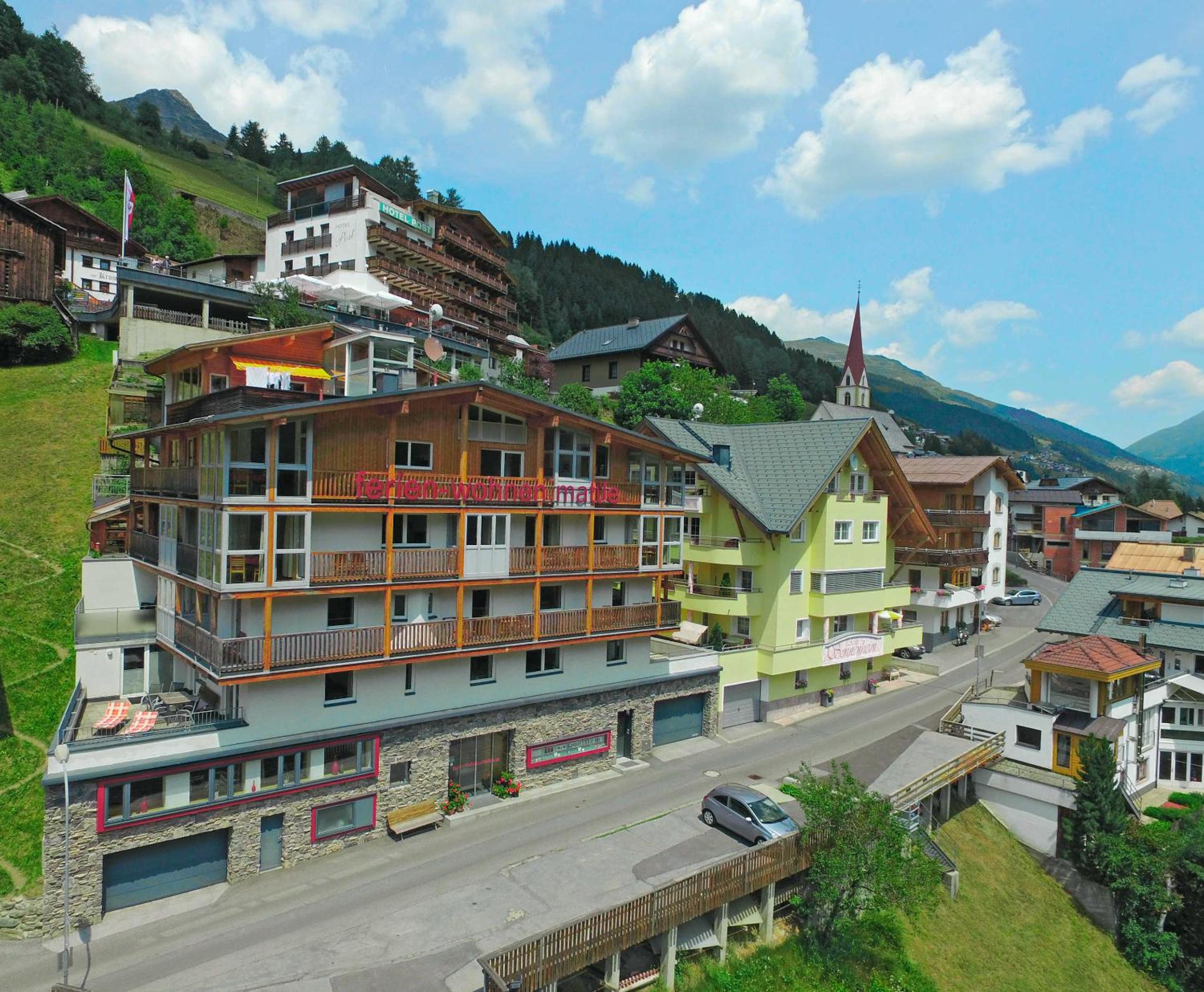 Ferienwohnen Mattle in Tirol direkt Wanderwege Bike