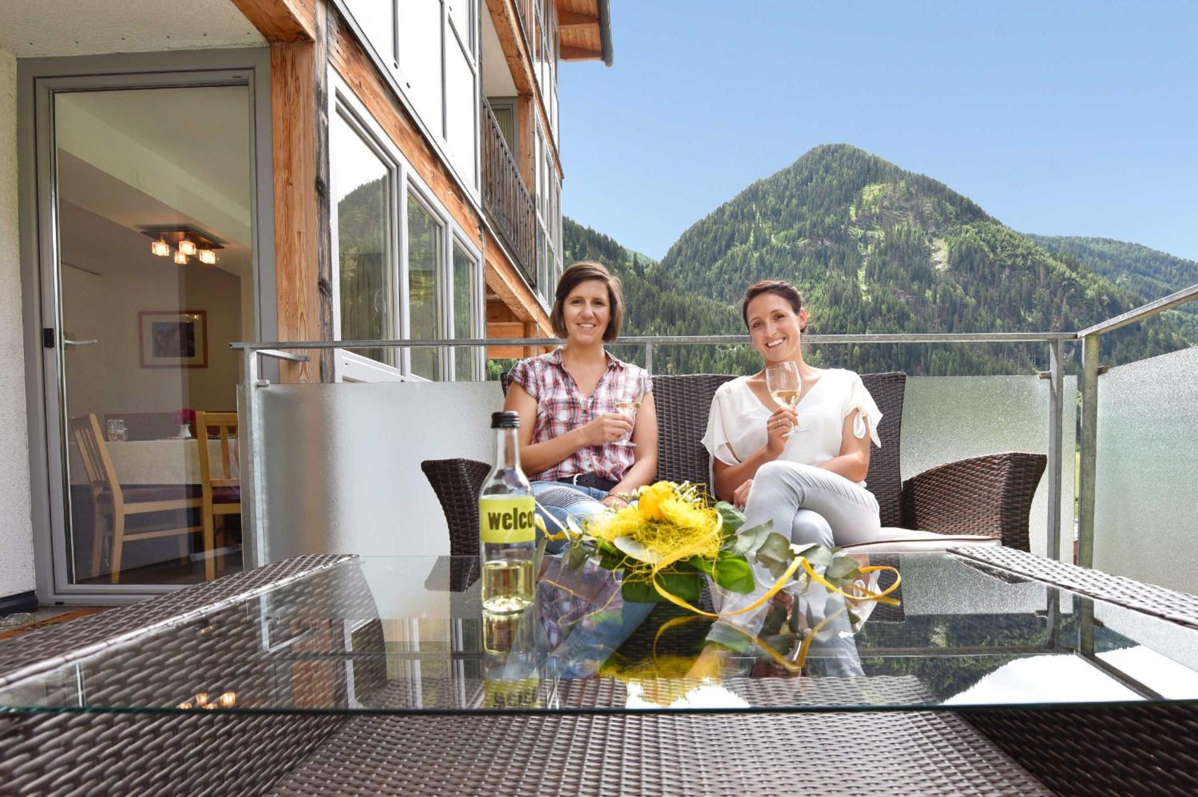 Ferienwohnen Mattle in Tirol direkt Wanderwege Bike