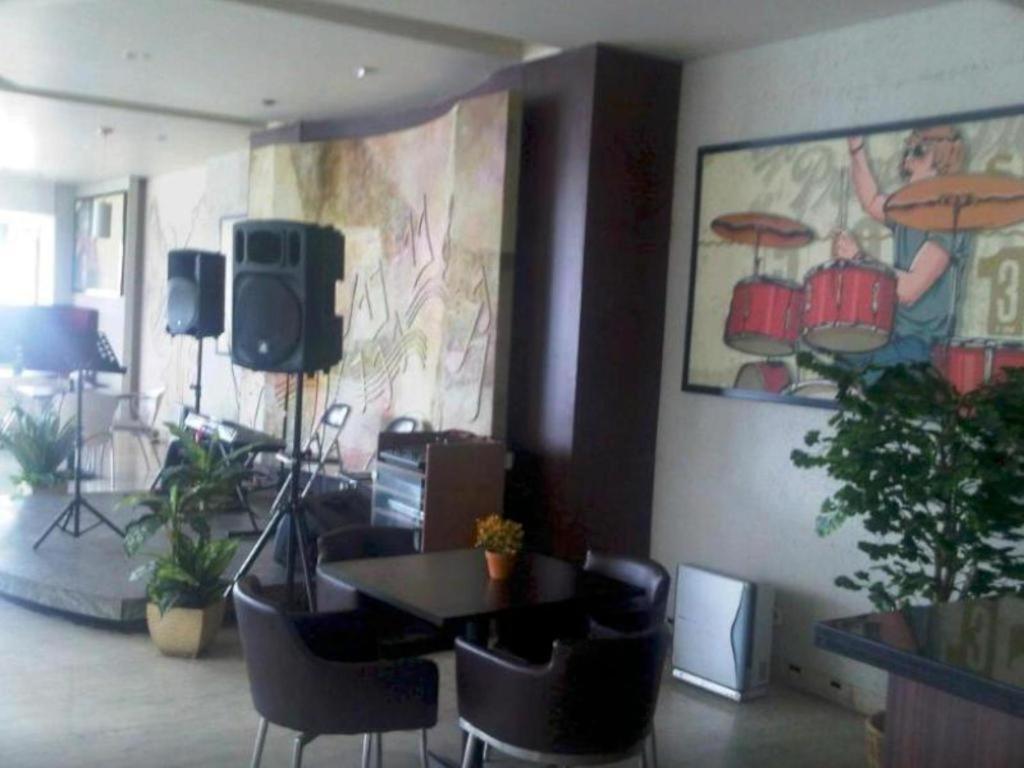 Amalia Hotel Lampung view 5