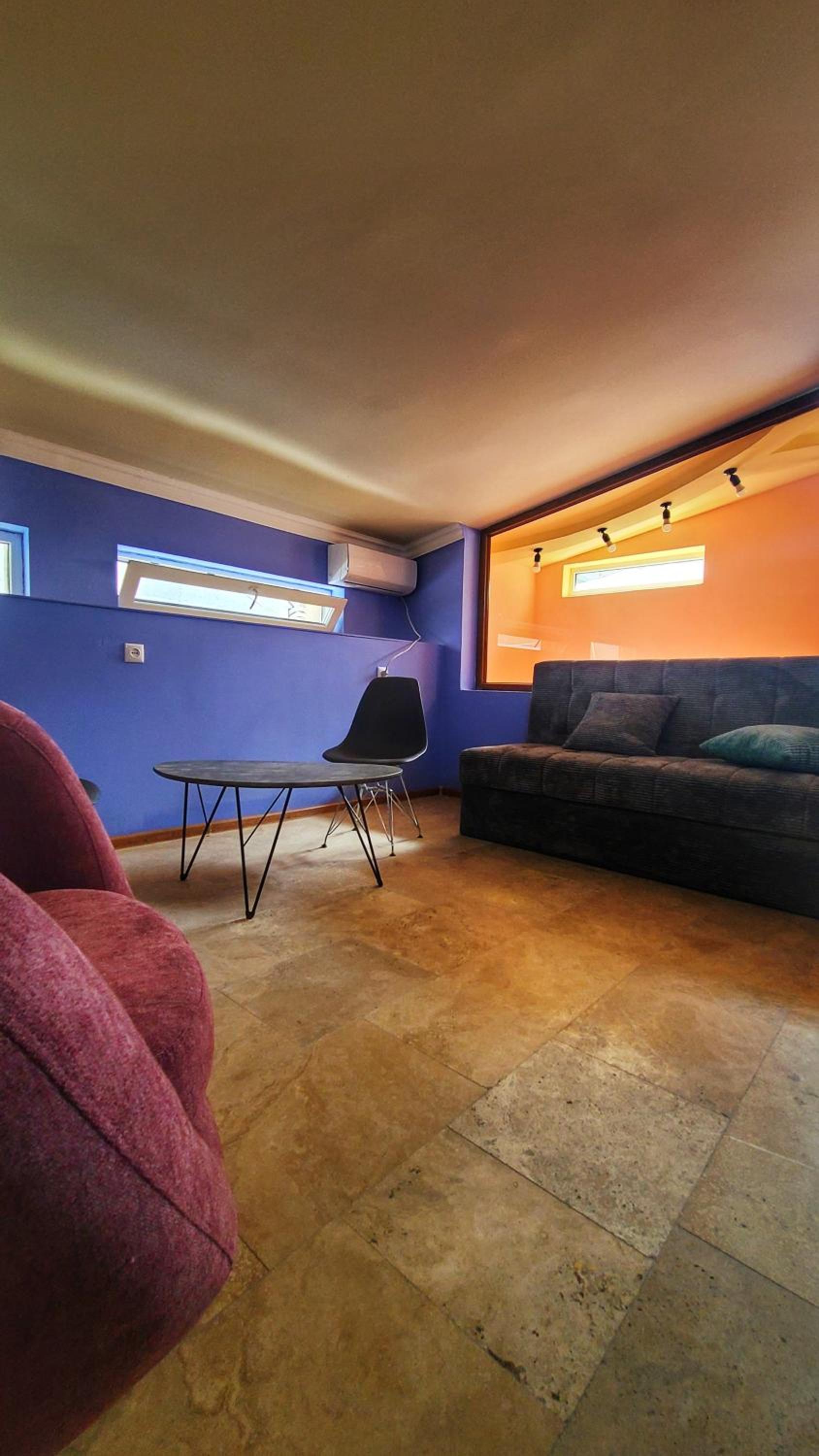 Capsula hotel