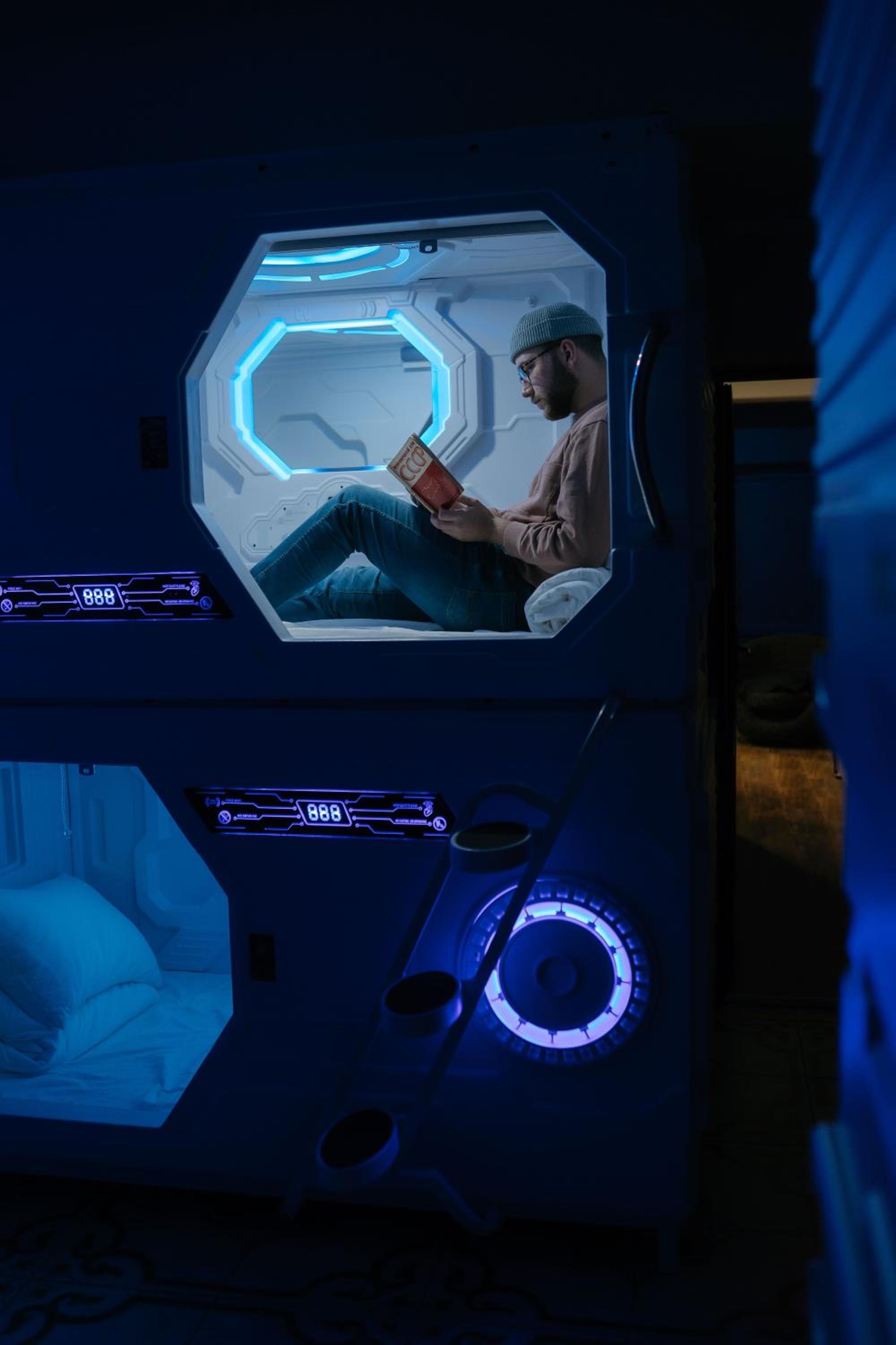 Capsula hotel