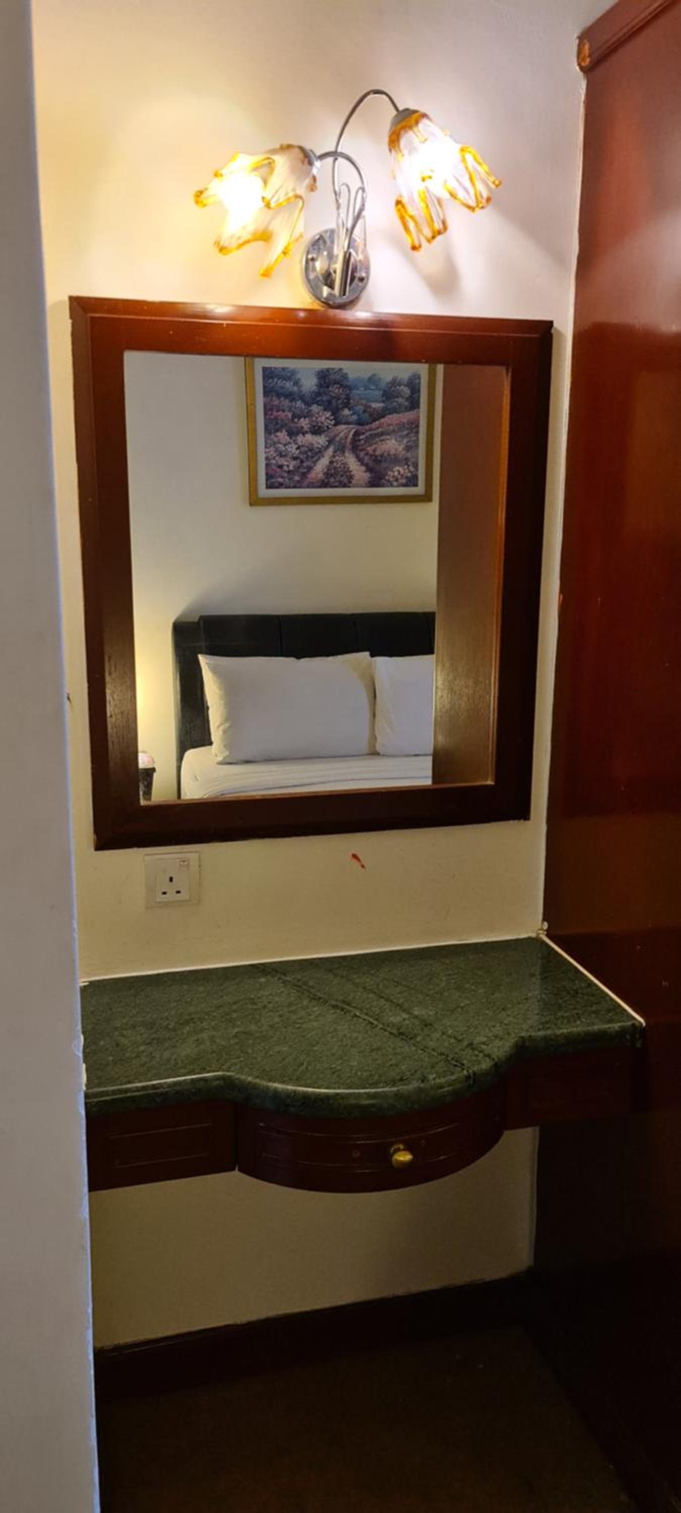 Raymond Suites at Times Square kuala Lumpur