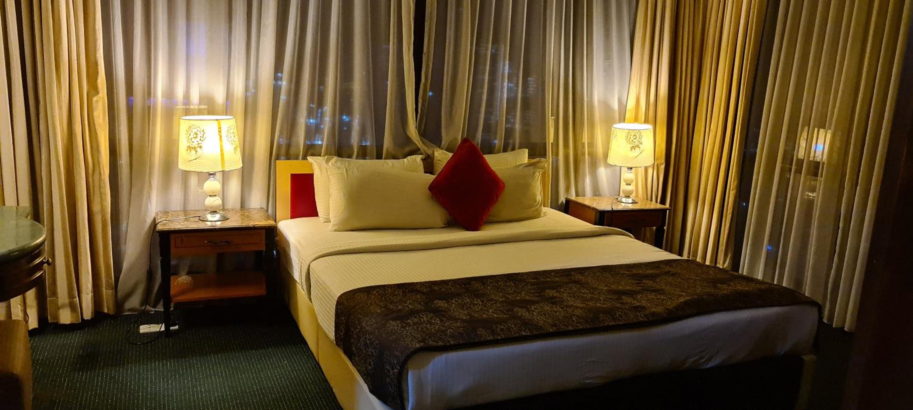 Raymond Suites at Times Square kuala Lumpur