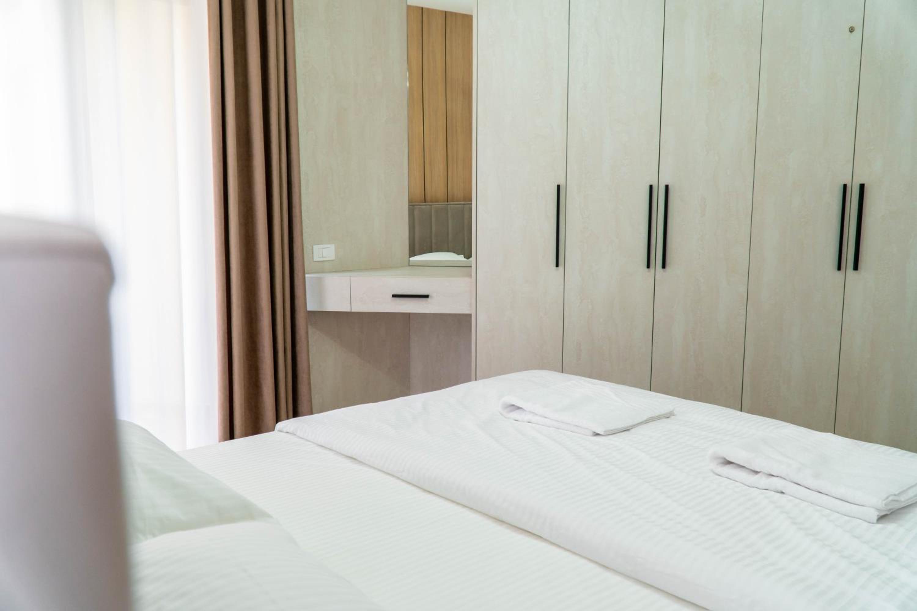 Signature apartment 10