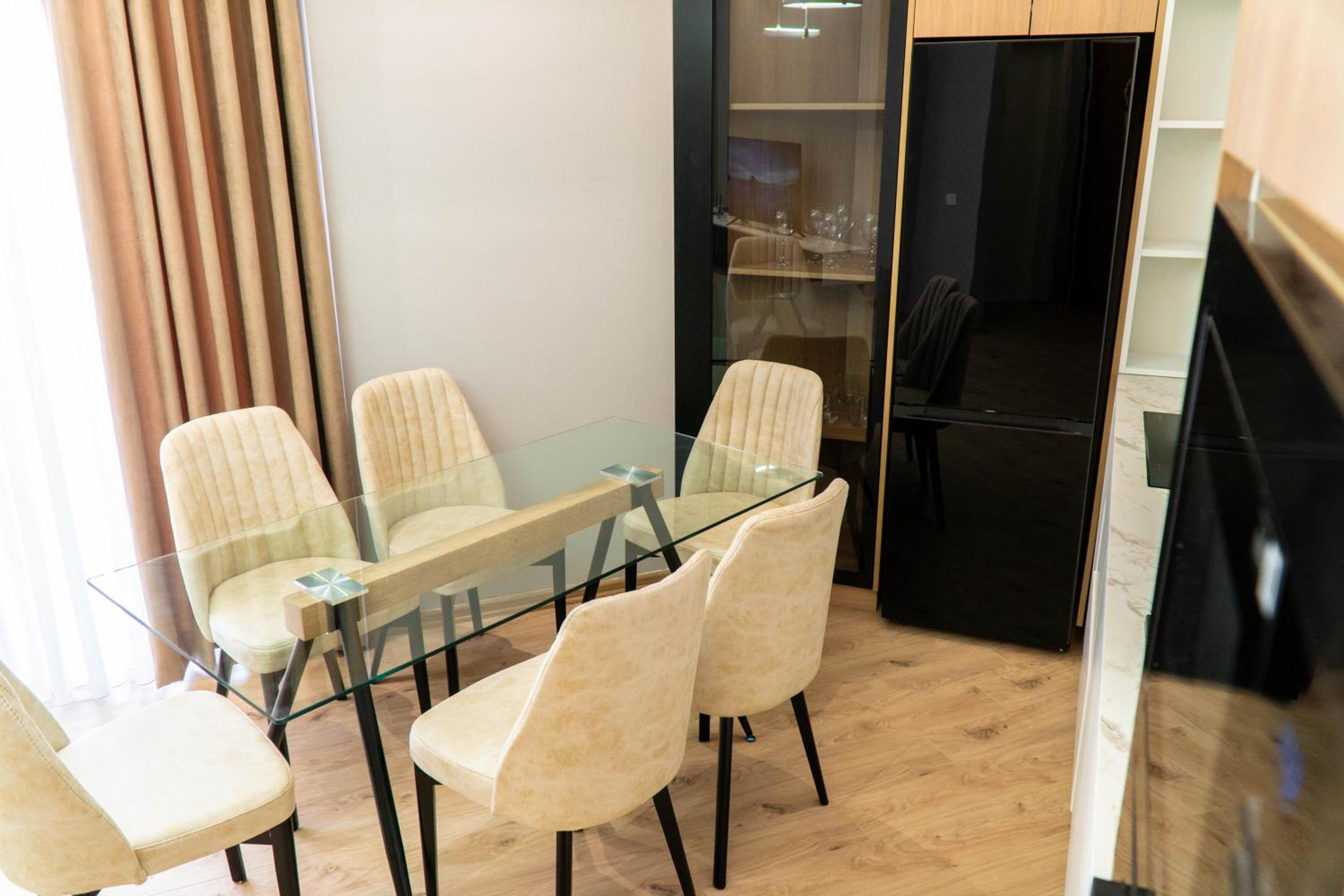 Signature apartment 10