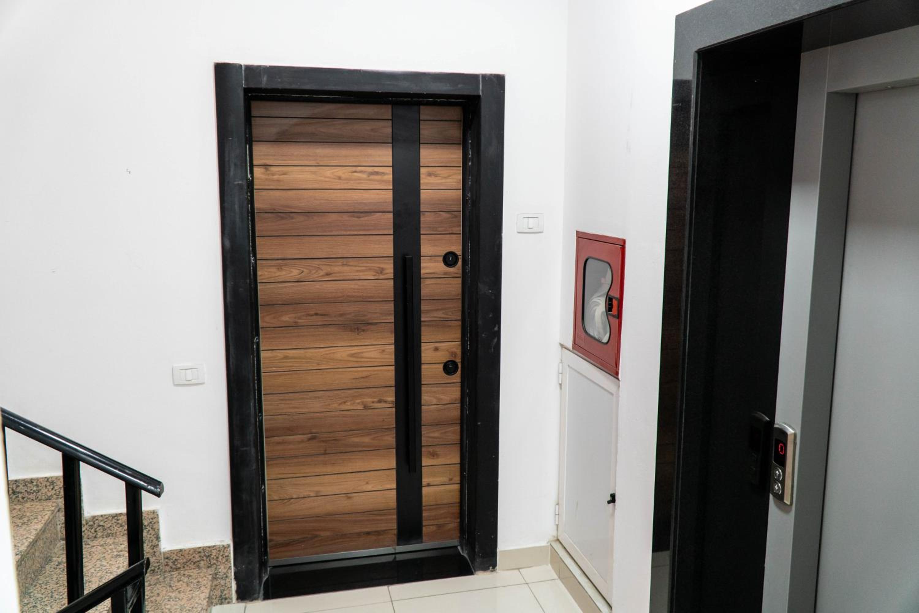 Signature apartment 10