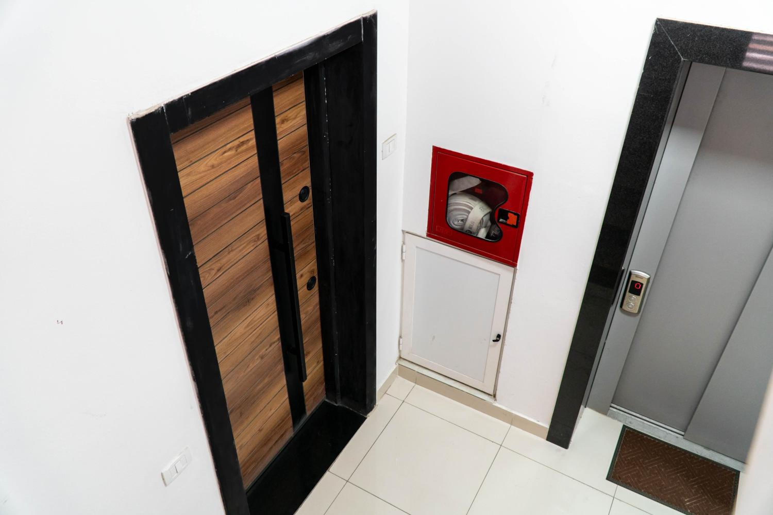 Signature apartment 10