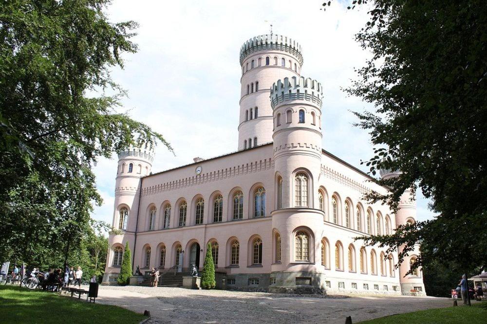 Villa Lindholm- Strandnähe -Balkon-im Zentrum von Binz 5