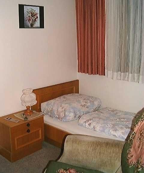 Photo 75