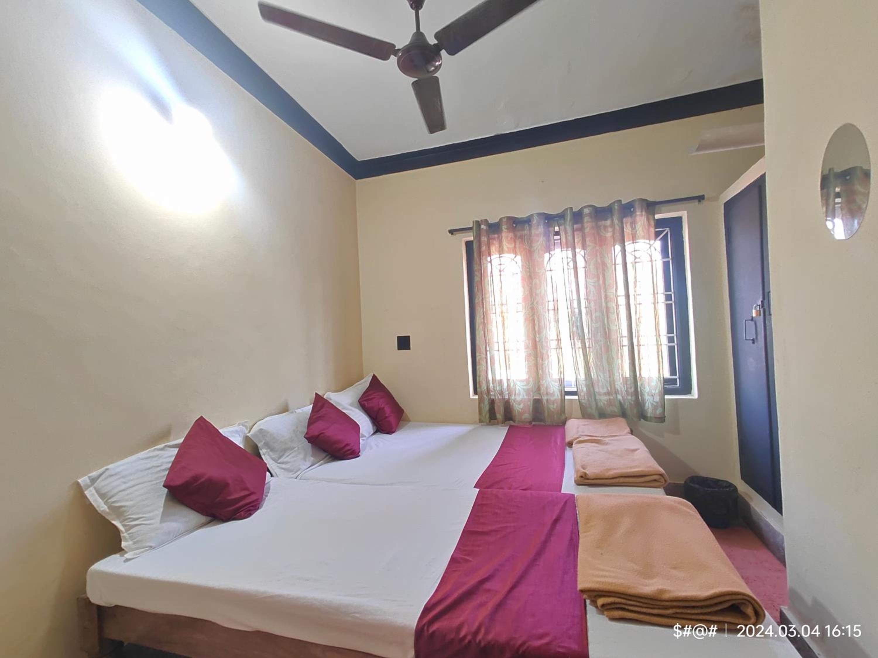 Family Group and couple stay Of coorg